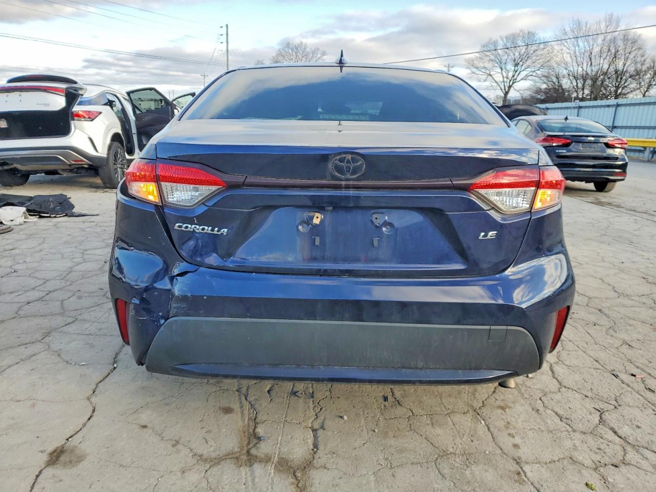 2021 TOYOTA COROLLA LE photo 6