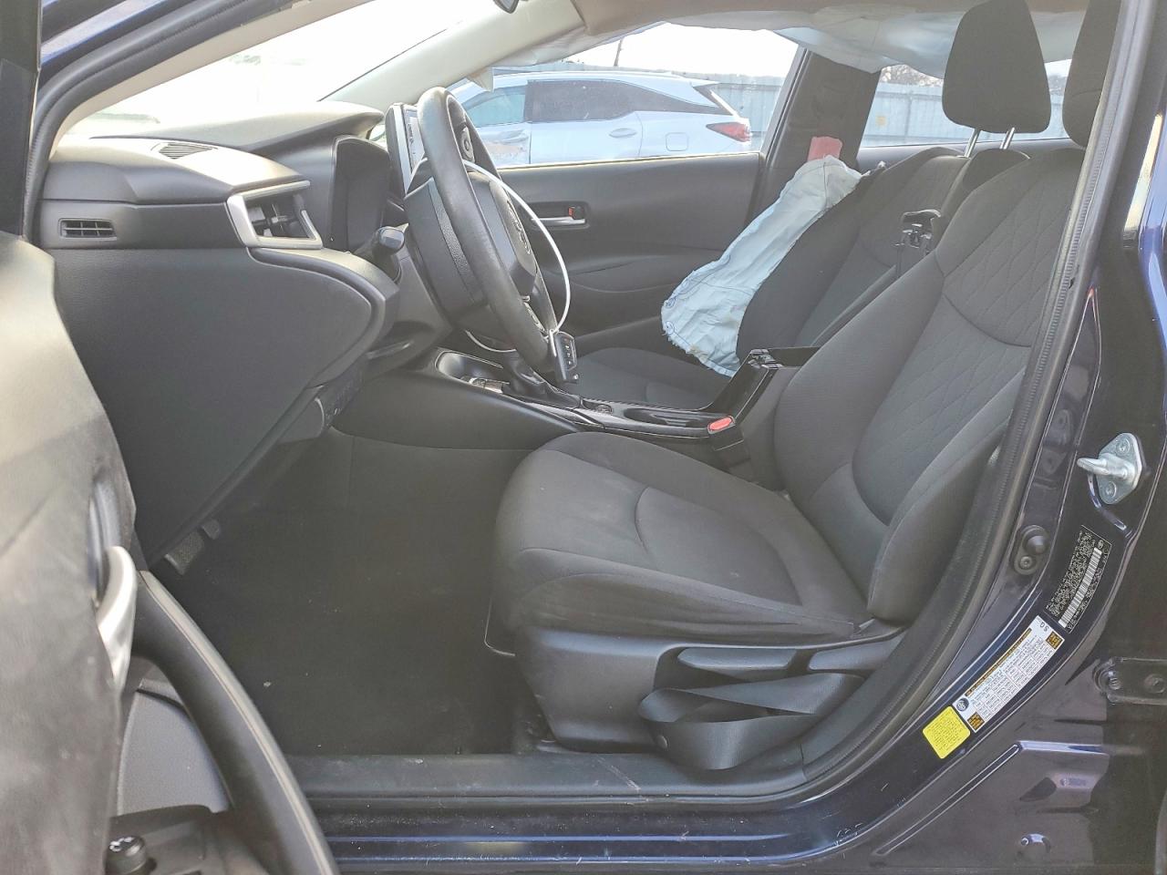 2021 TOYOTA COROLLA LE photo 7
