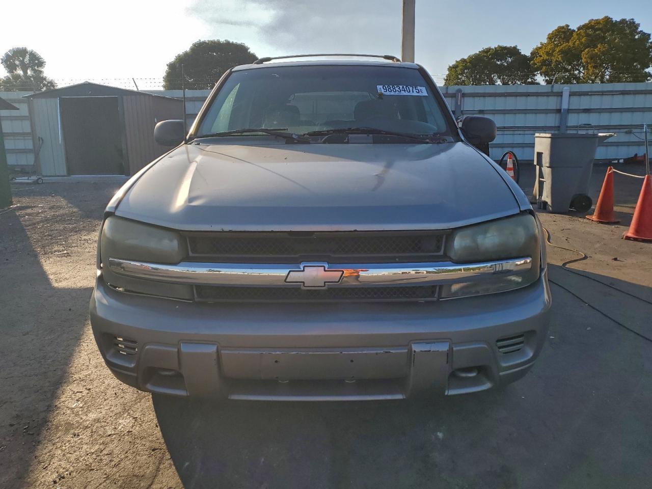 2002 CHEVROLET TRAILBLAZER photo 5