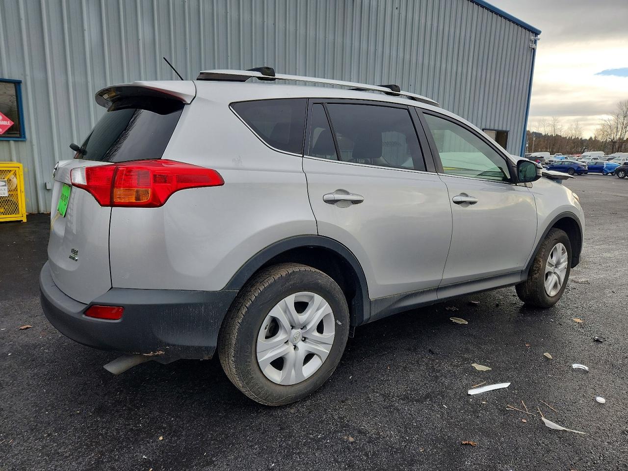 2014 TOYOTA RAV4 LE photo 7