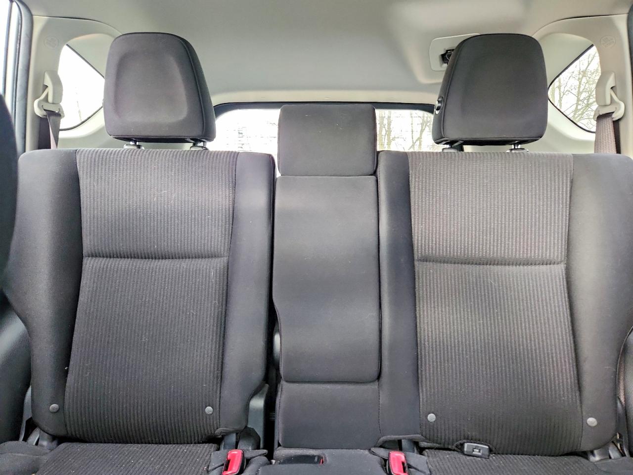 2014 TOYOTA RAV4 LE photo 28