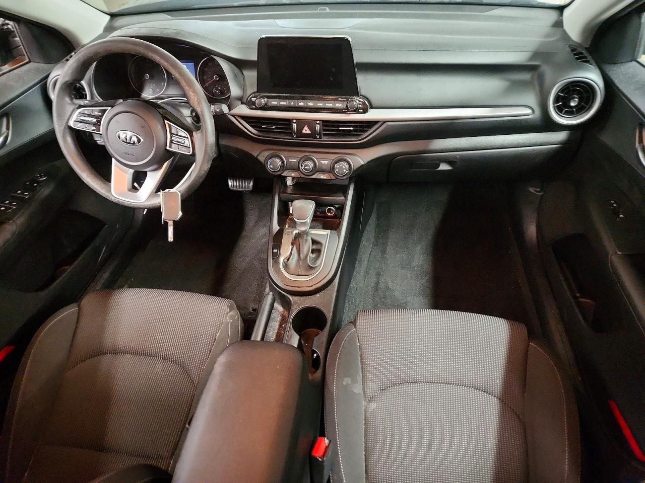 2021 KIA FORTE FE photo 8
