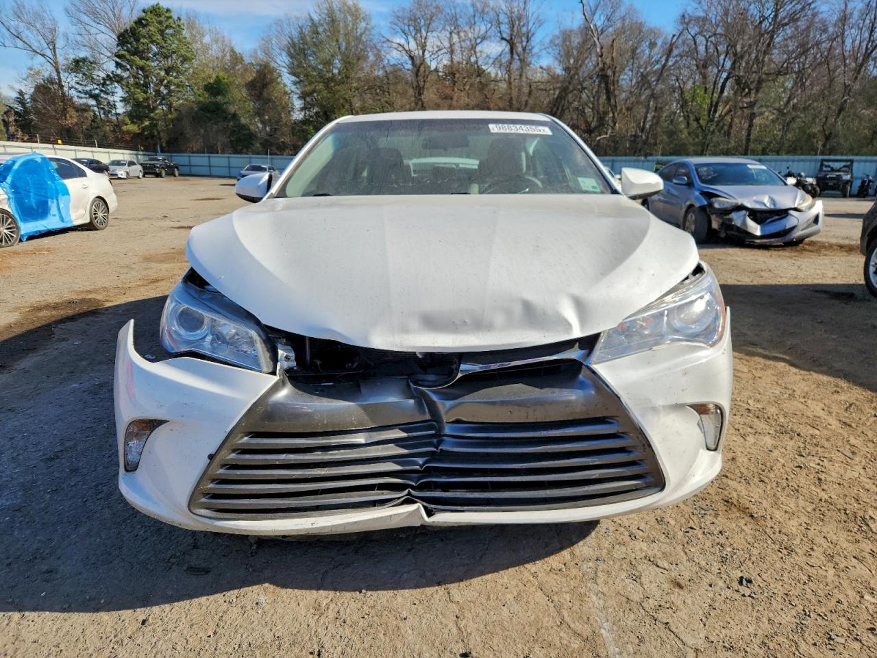 2017 TOYOTA CAMRY LE photo 5