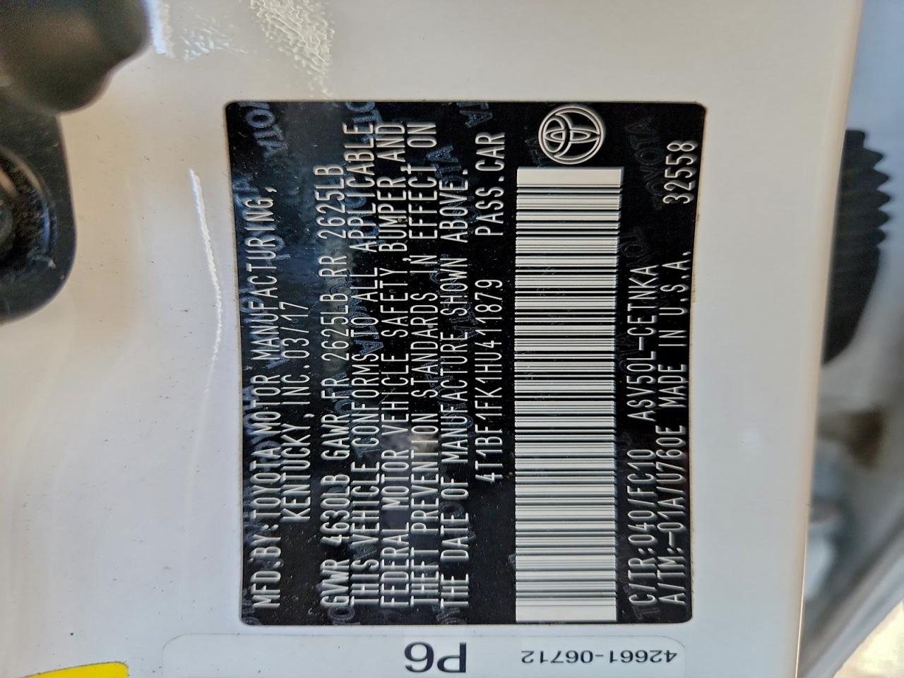 2017 TOYOTA CAMRY LE photo 12
