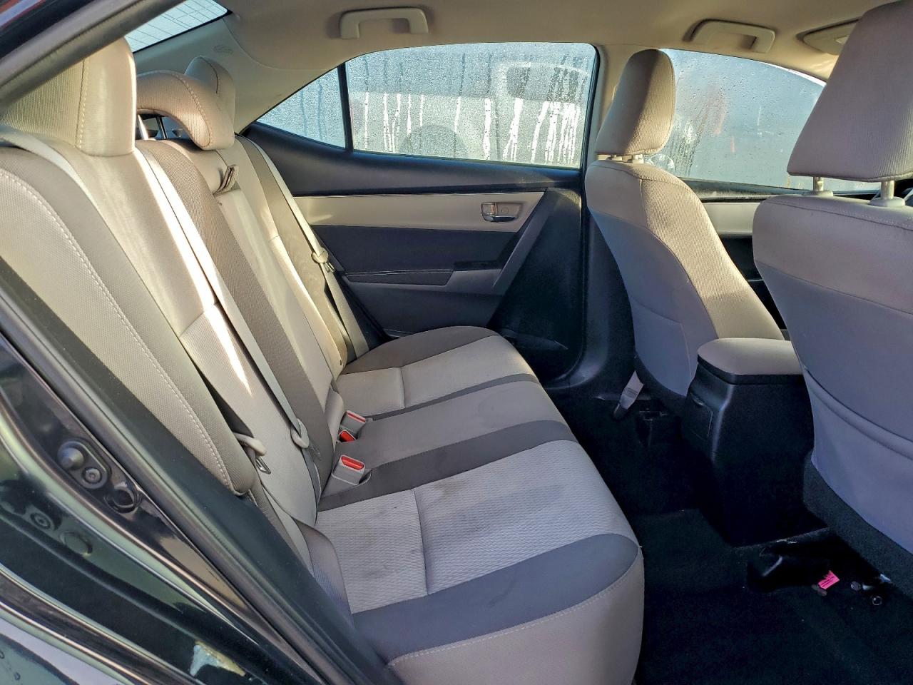 2017 TOYOTA COROLLA L photo 10