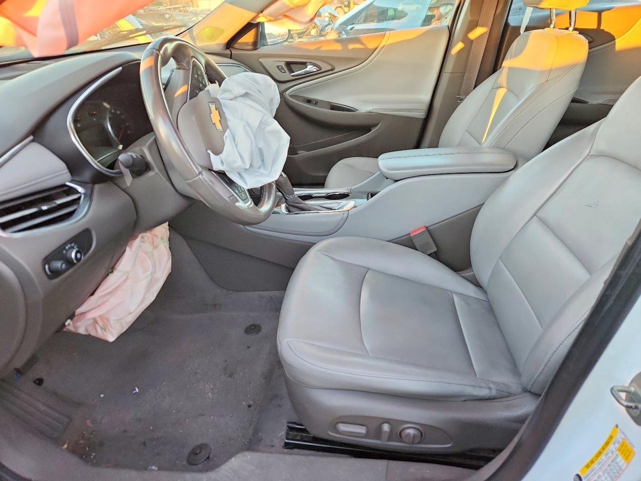 2018 CHEVROLET MALIBU LT photo 7