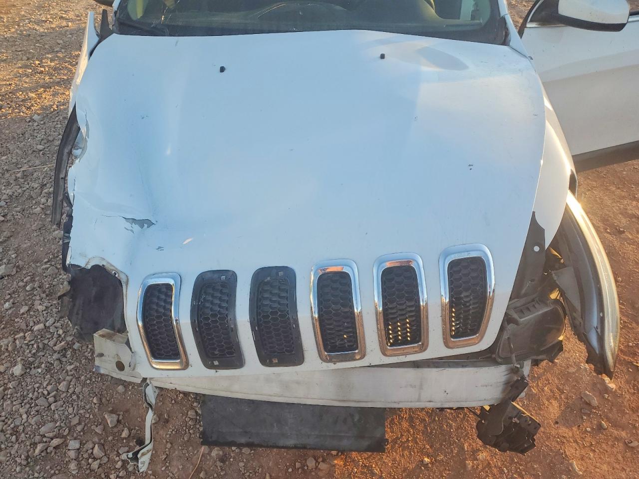 2018 JEEP CHEROKEE LATITUDE photo 12