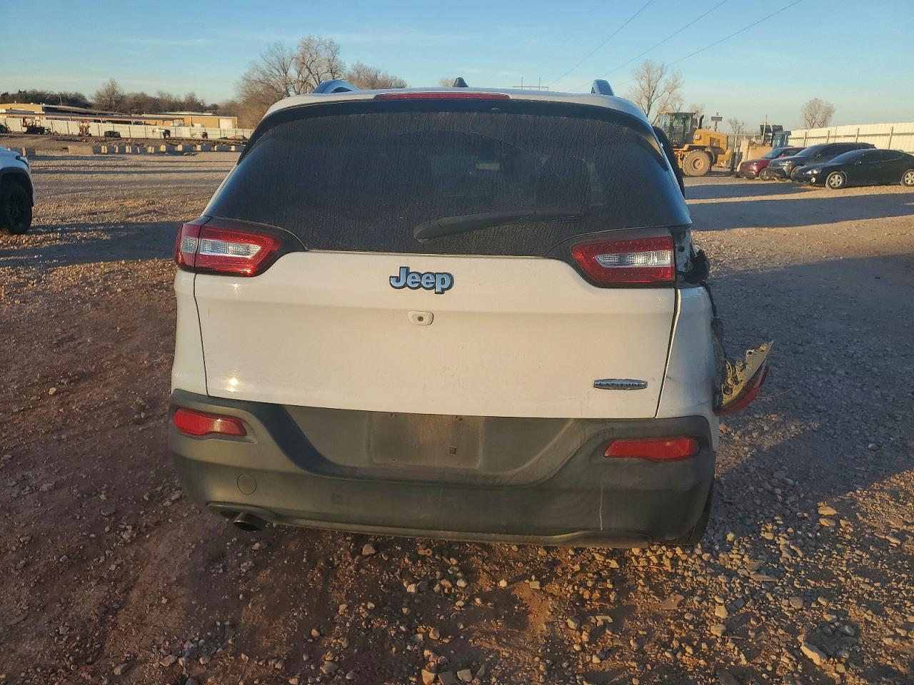 2018 JEEP CHEROKEE LATITUDE photo 6