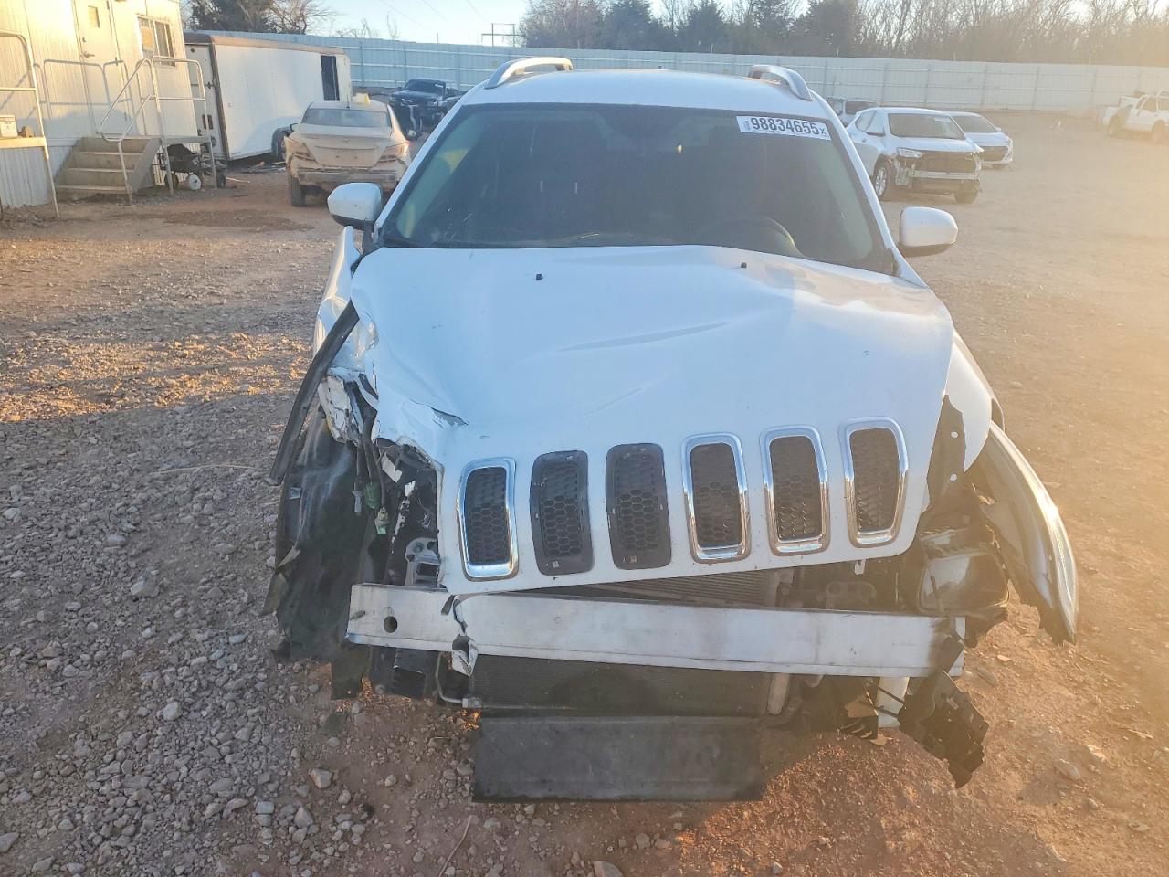 2018 JEEP CHEROKEE LATITUDE photo 5