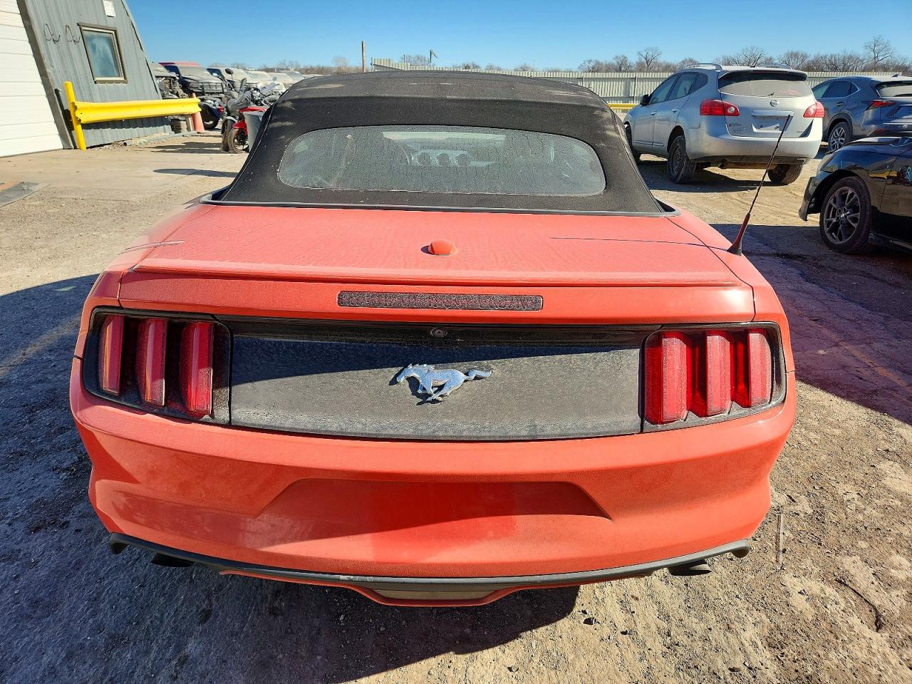 2015 FORD MUSTANG photo 6