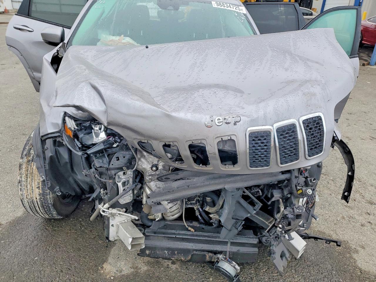 2021 JEEP CHEROKEE LATITUDE photo 11