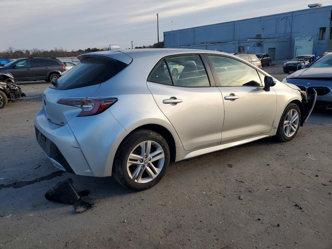 2020 TOYOTA COROLLA SE photo 5