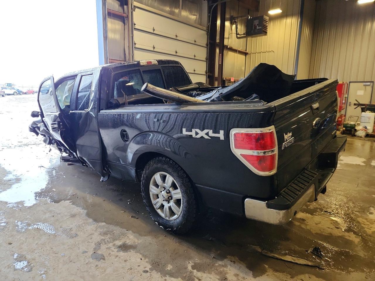 2011 FORD F150 SUPER CAB photo 2