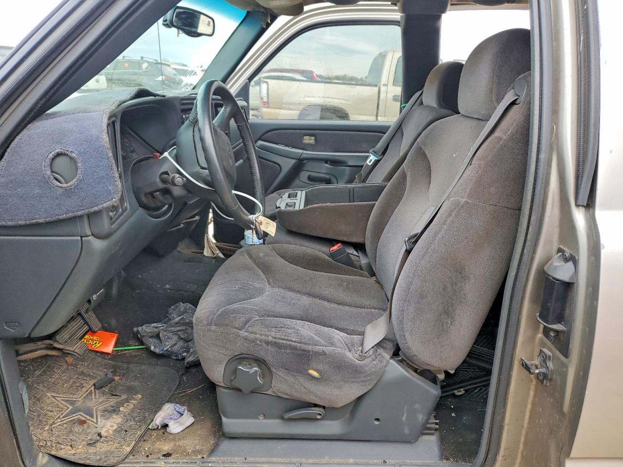2002 GMC NEW SIERRA C1500 photo 7