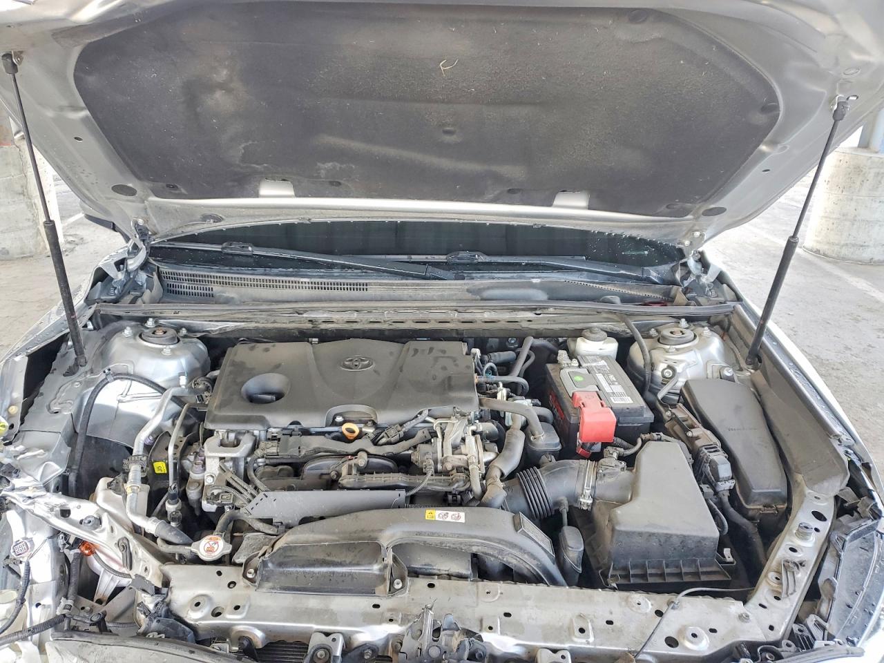 2020 TOYOTA CAMRY SE photo 11