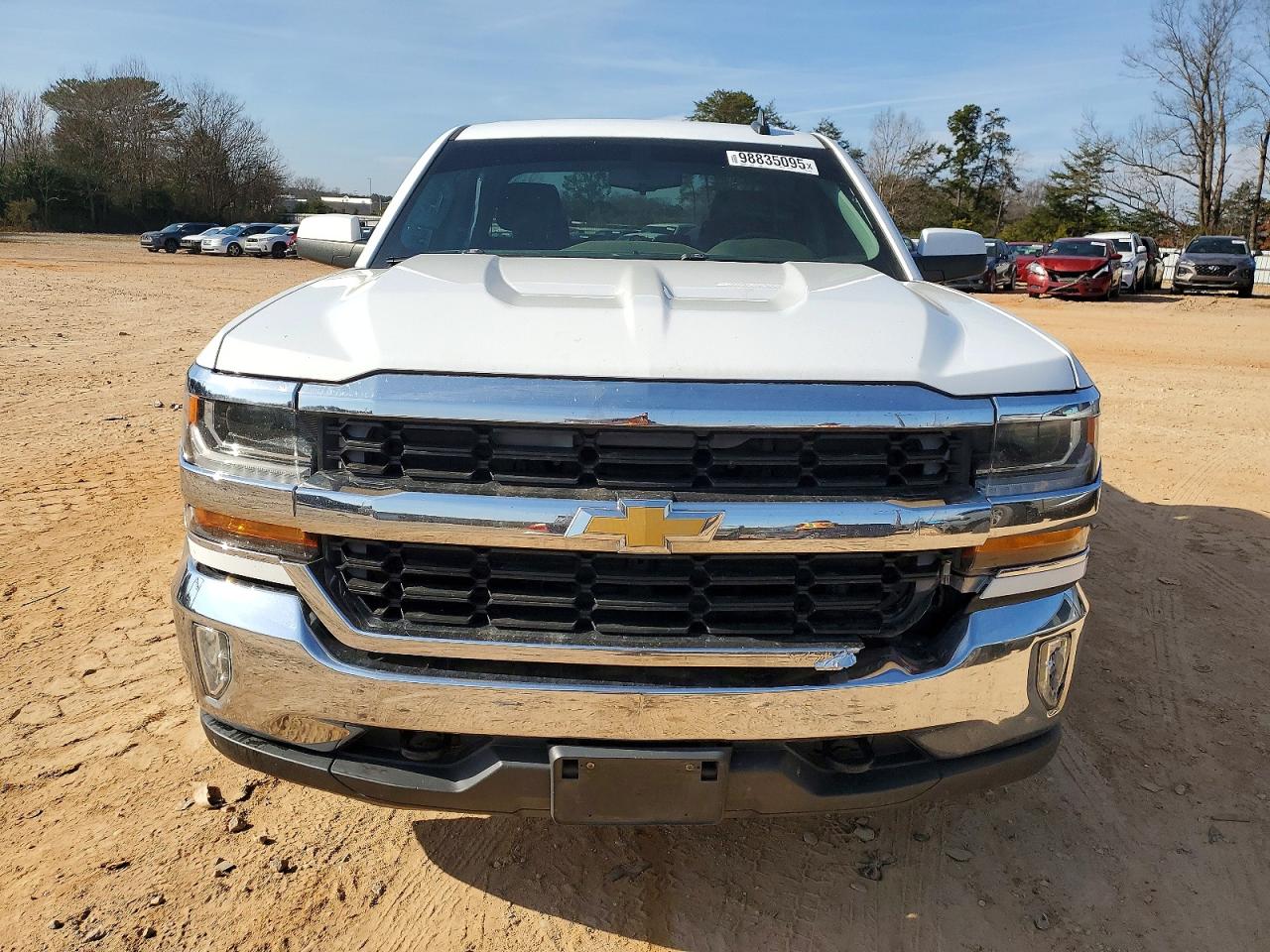 2017 CHEVROLET SILVERADO K1500 LT photo 5