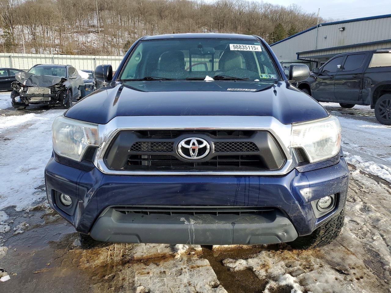 2013 TOYOTA TACOMA photo 5