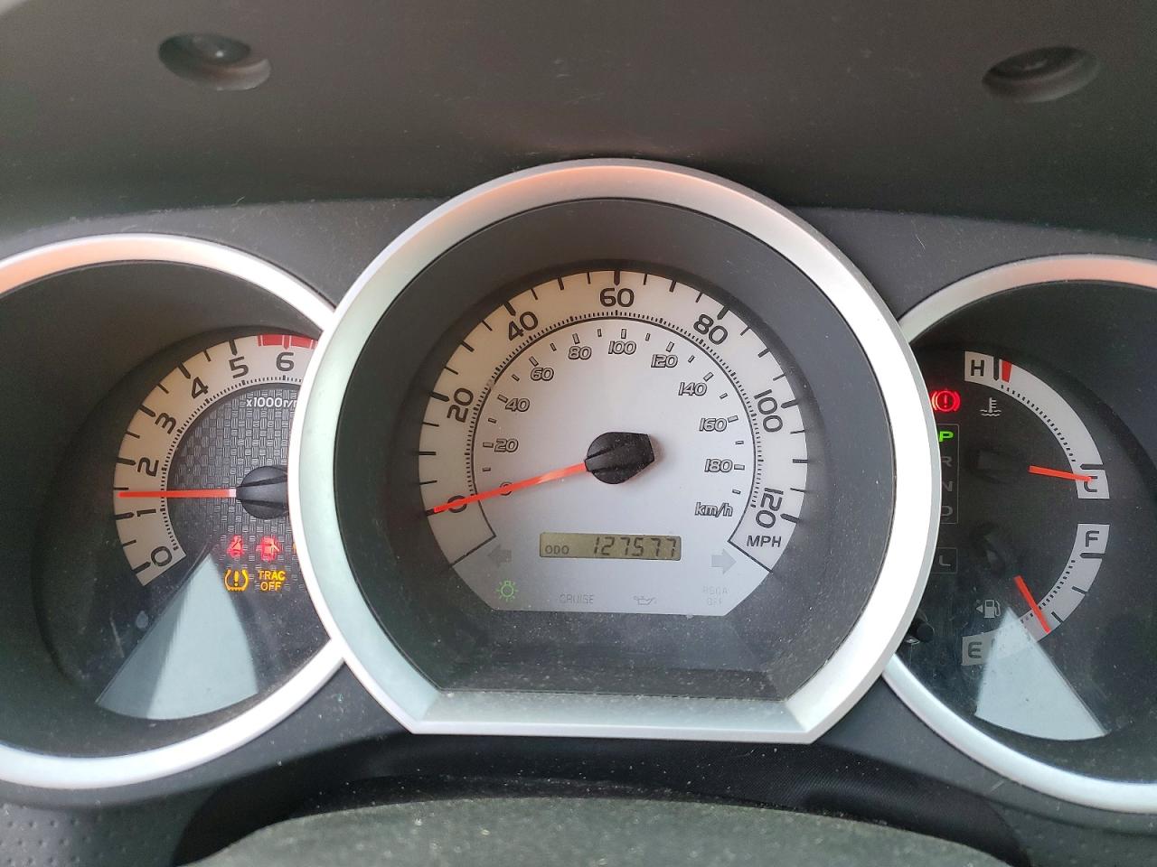 2013 TOYOTA TACOMA photo 9