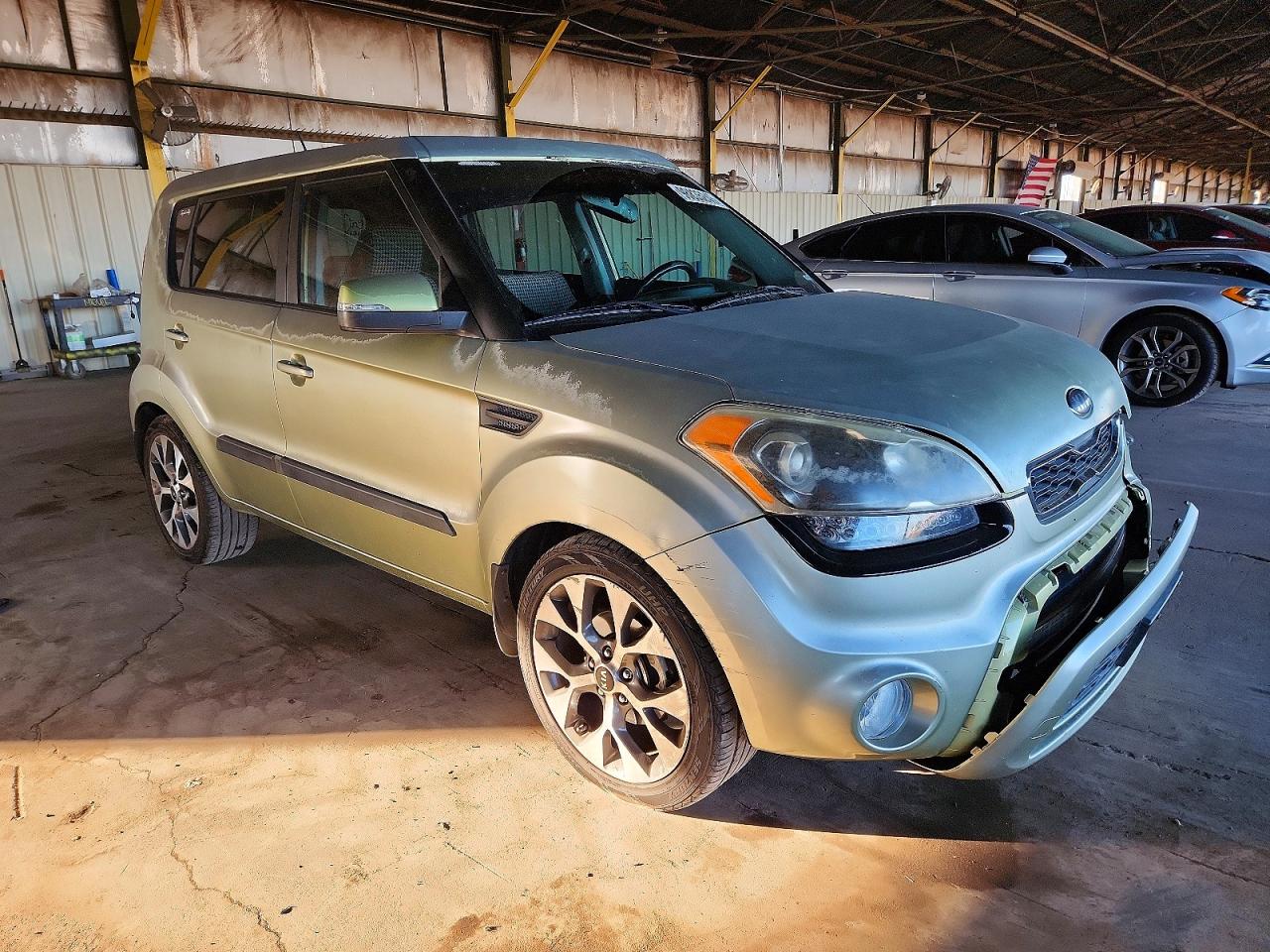 2013 KIA SOUL + photo 7
