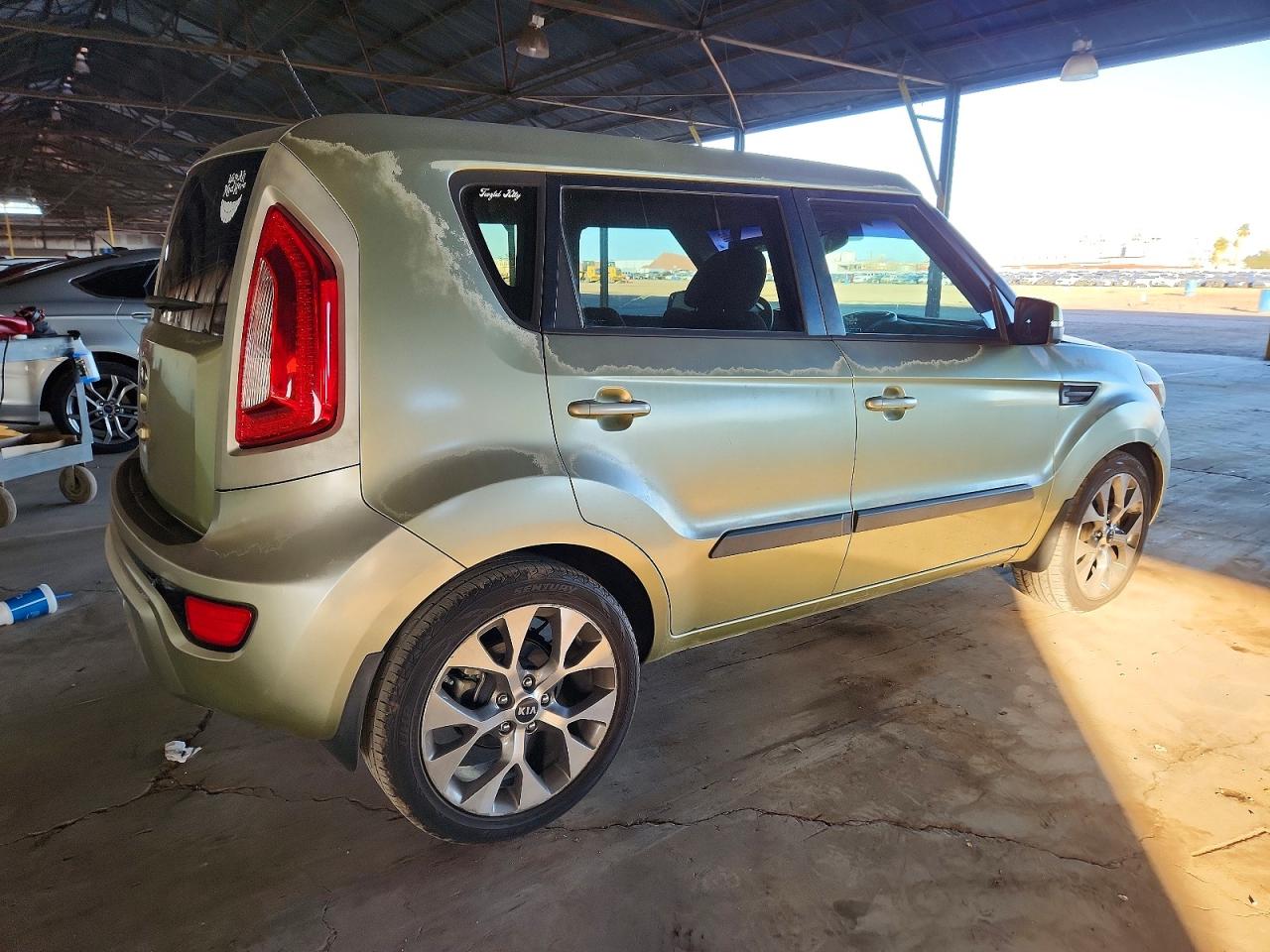 2013 KIA SOUL + photo 5