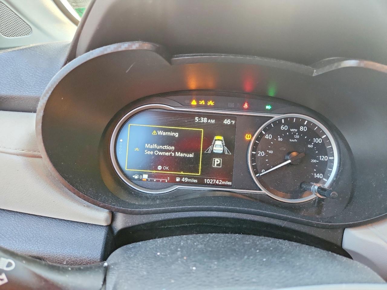 2021 NISSAN VERSA SV photo 9