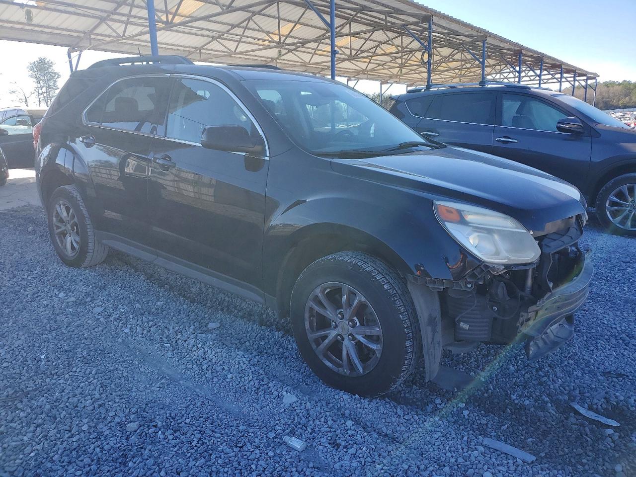 2017 CHEVROLET EQUINOX LT photo 4