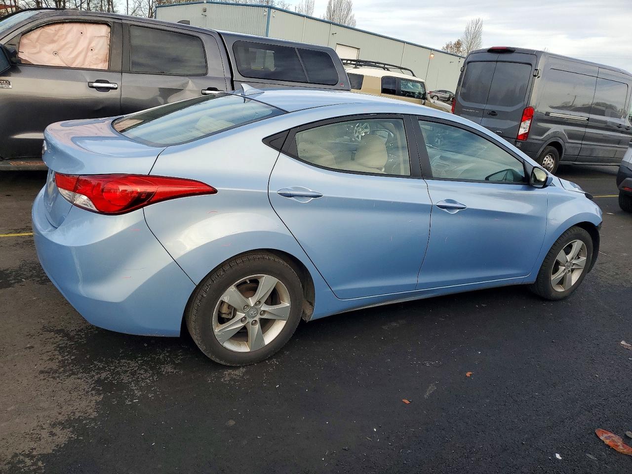 2013 HYUNDAI ELANTRA GLS photo 3