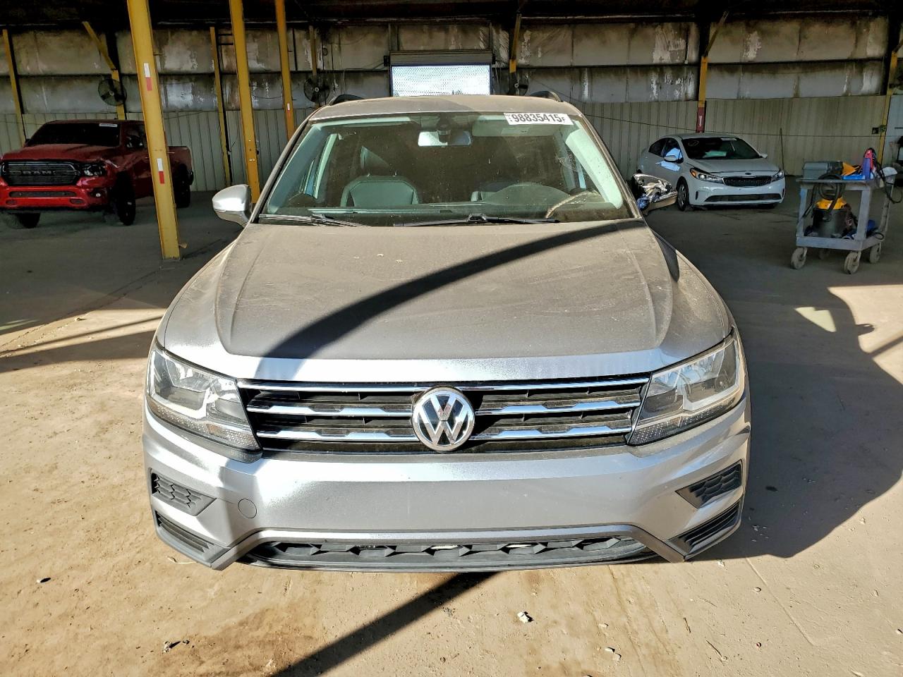 2020 VOLKSWAGEN TIGUAN SE photo 5