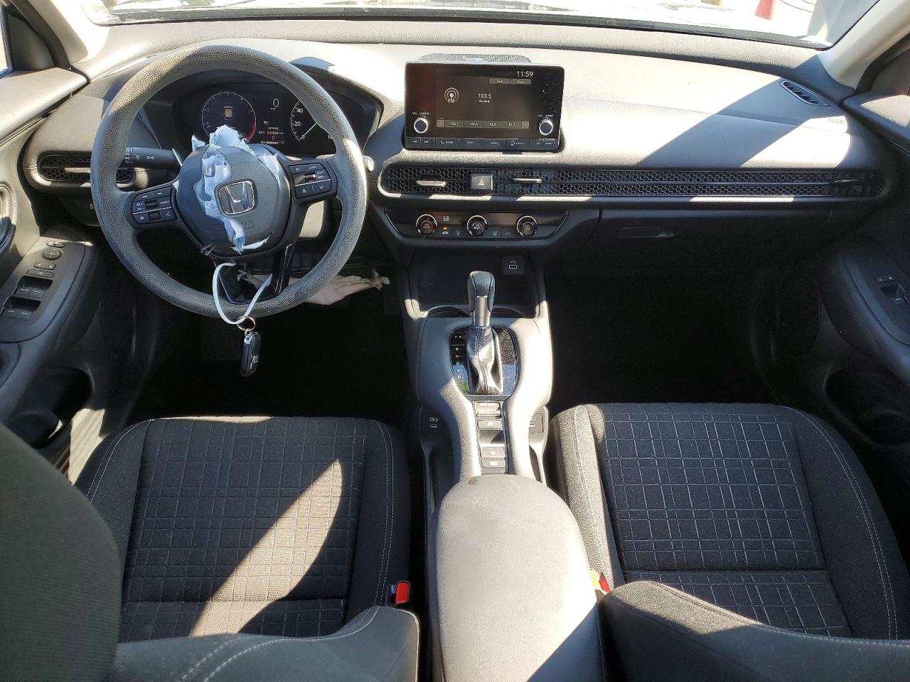 2024 HONDA HR-V LX photo 8