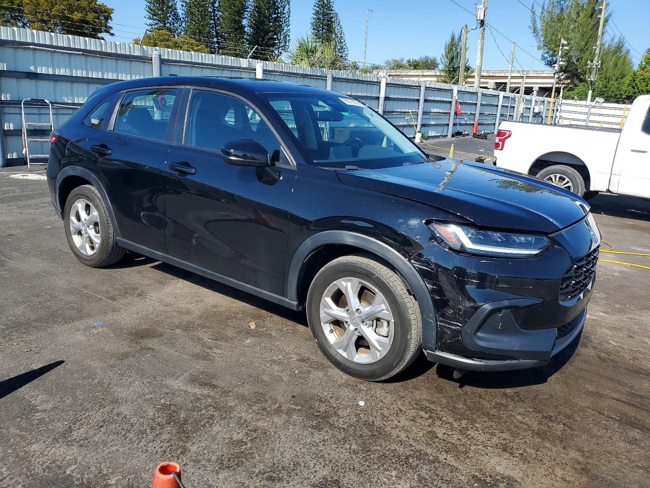 2024 HONDA HR-V LX photo 4