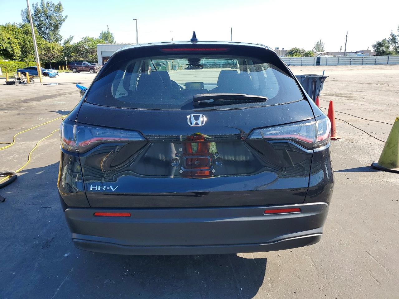 2024 HONDA HR-V LX photo 6