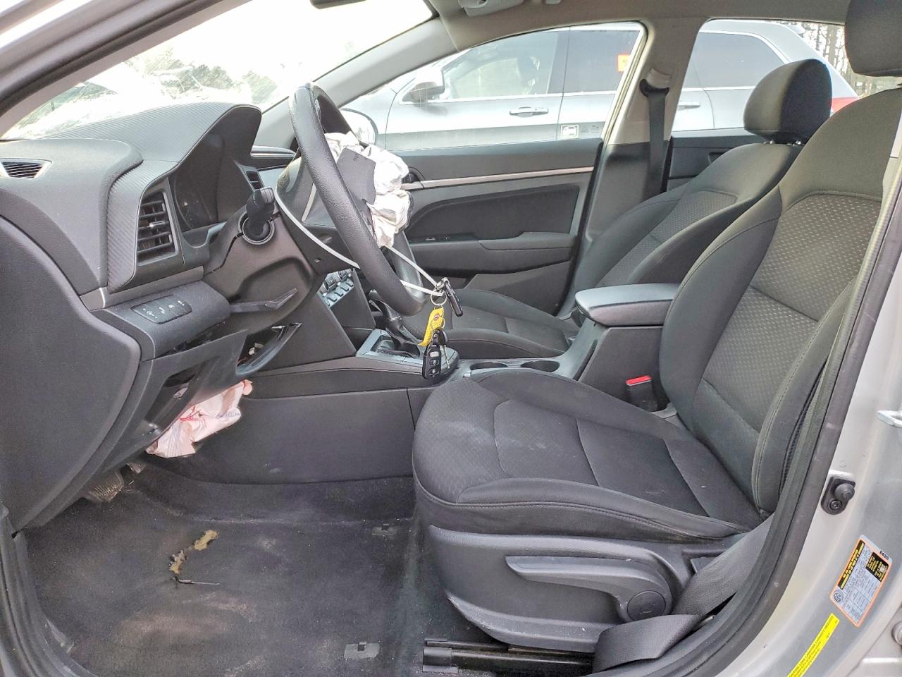 2020 HYUNDAI ELANTRA SEL photo 7