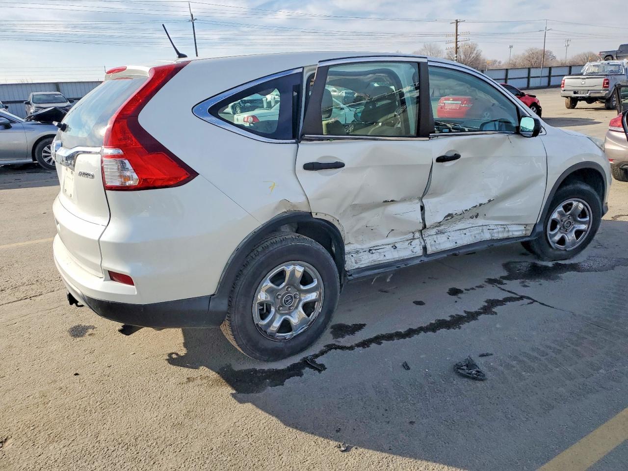2015 HONDA CR-V LX photo 3