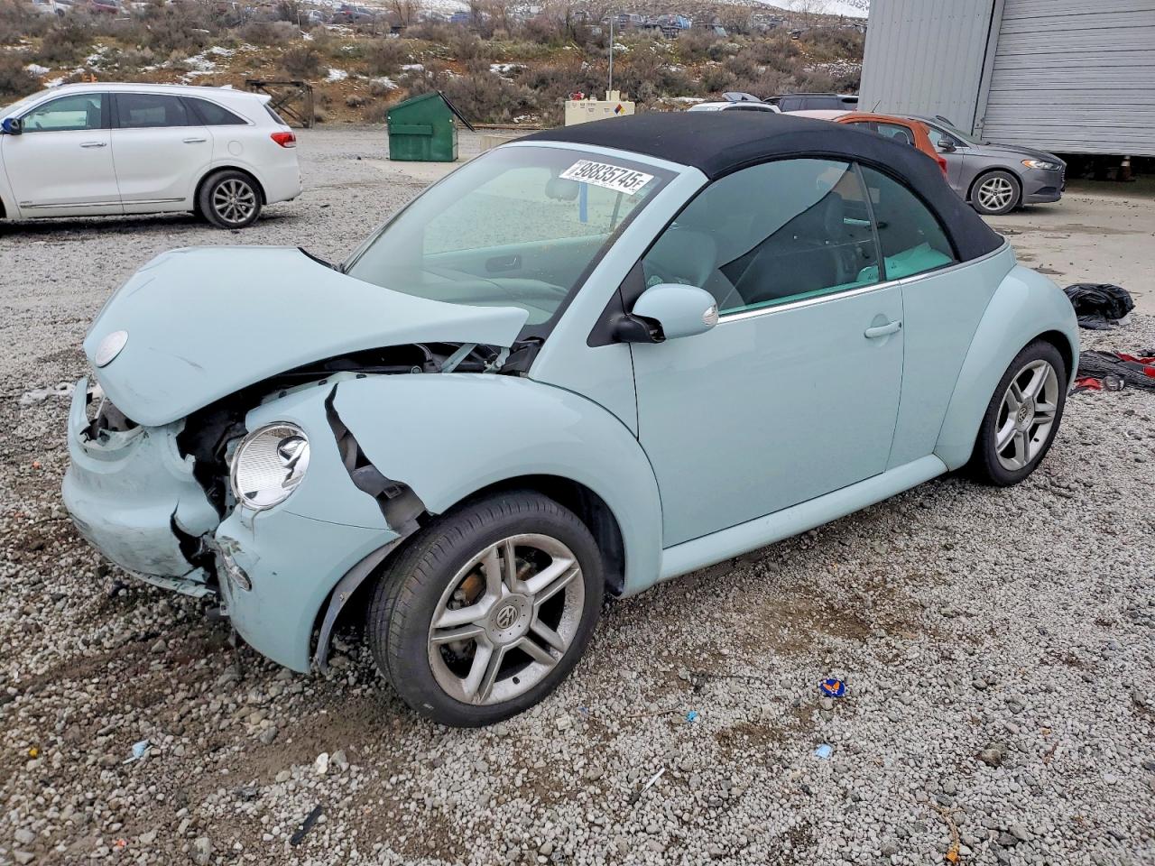 2005 VOLKSWAGEN NEW BEETLE
