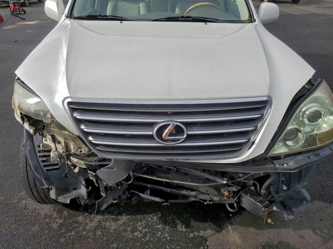 2004 LEXUS GX 470 photo 11