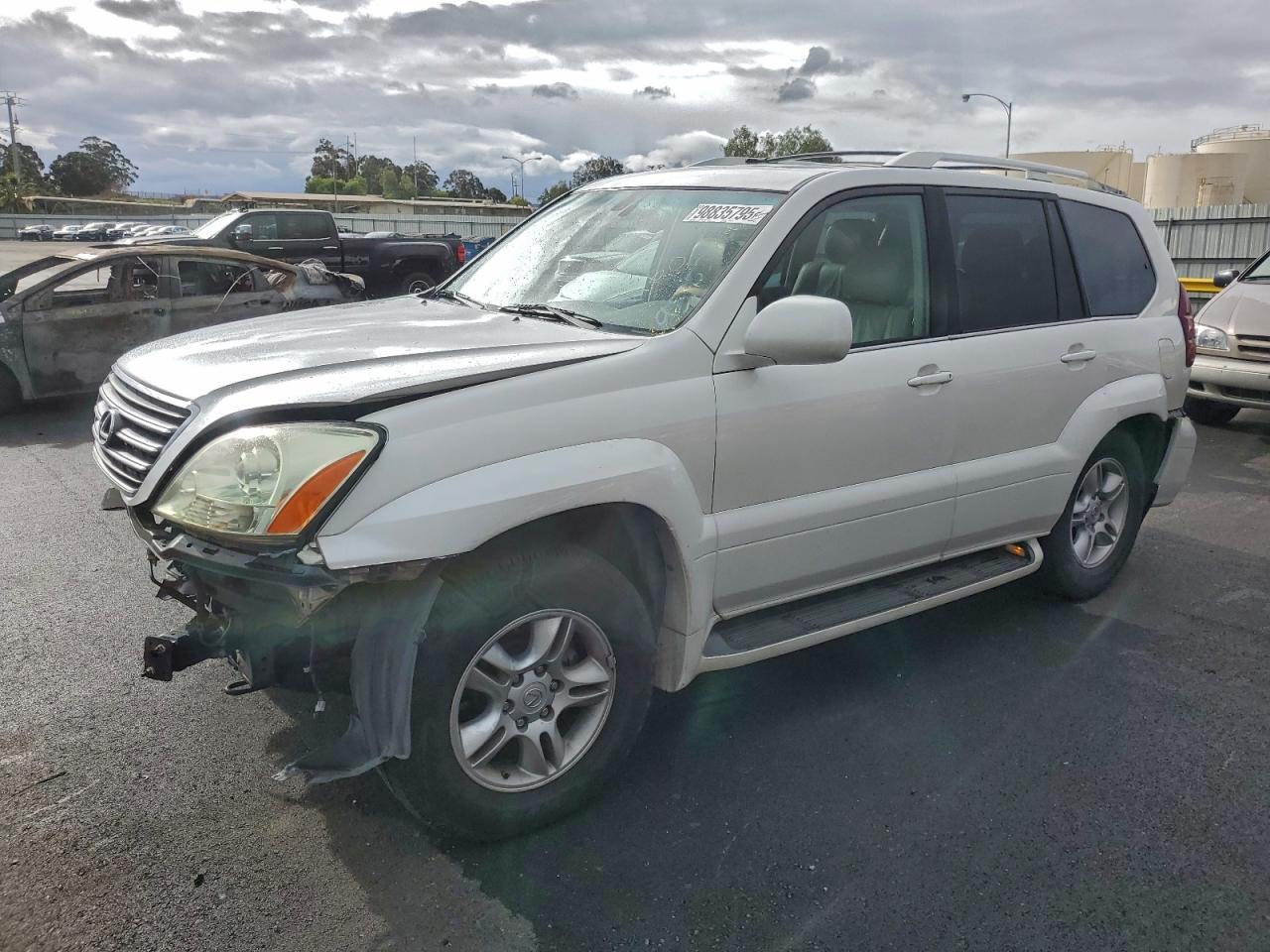 2004 LEXUS GX