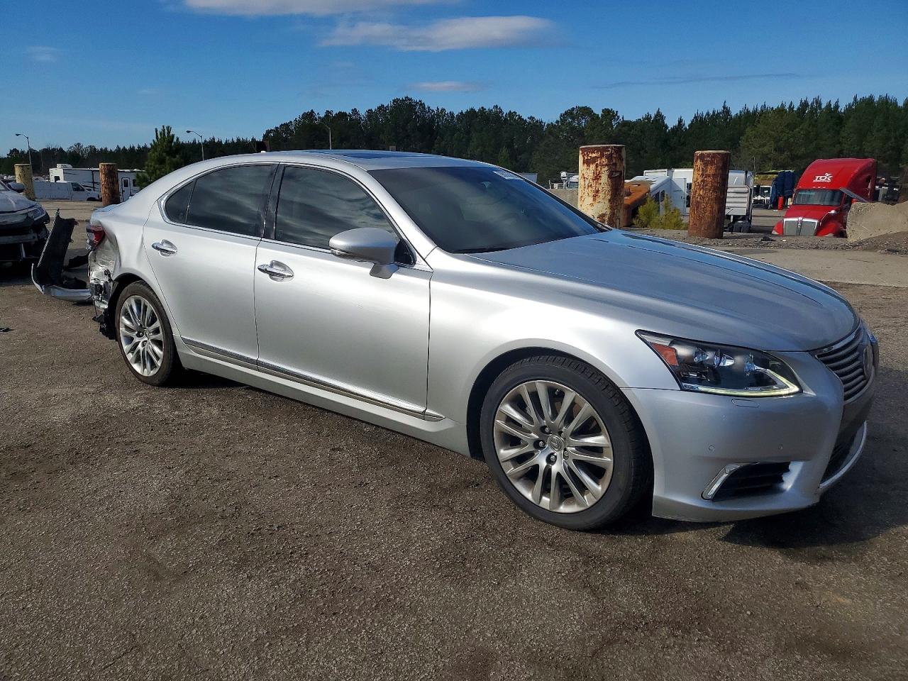 2013 LEXUS LS 460 photo 7