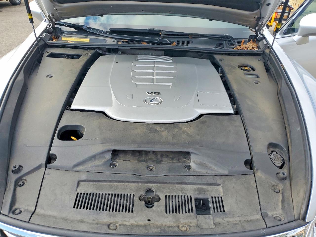 2013 LEXUS LS 460 photo 21