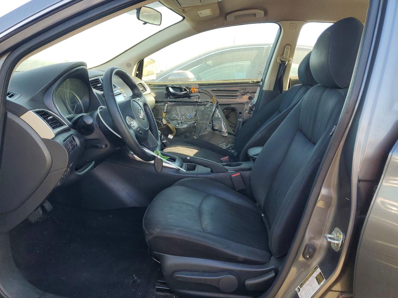 2018 NISSAN SENTRA S photo 7