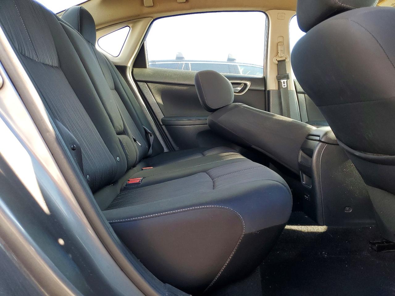 2018 NISSAN SENTRA S photo 10