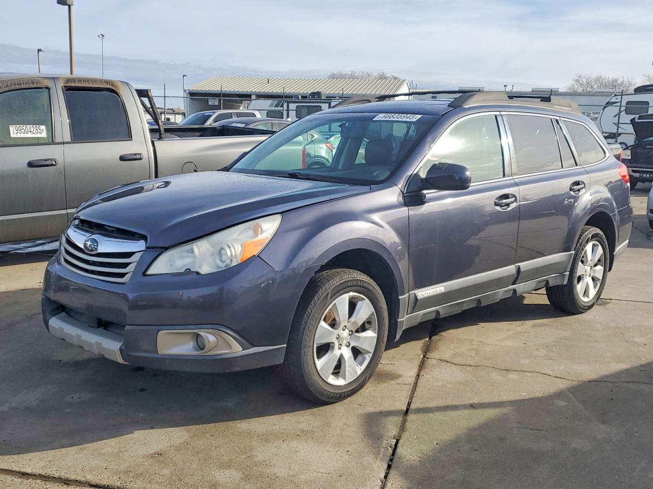 2011 SUBARU OUTBACK