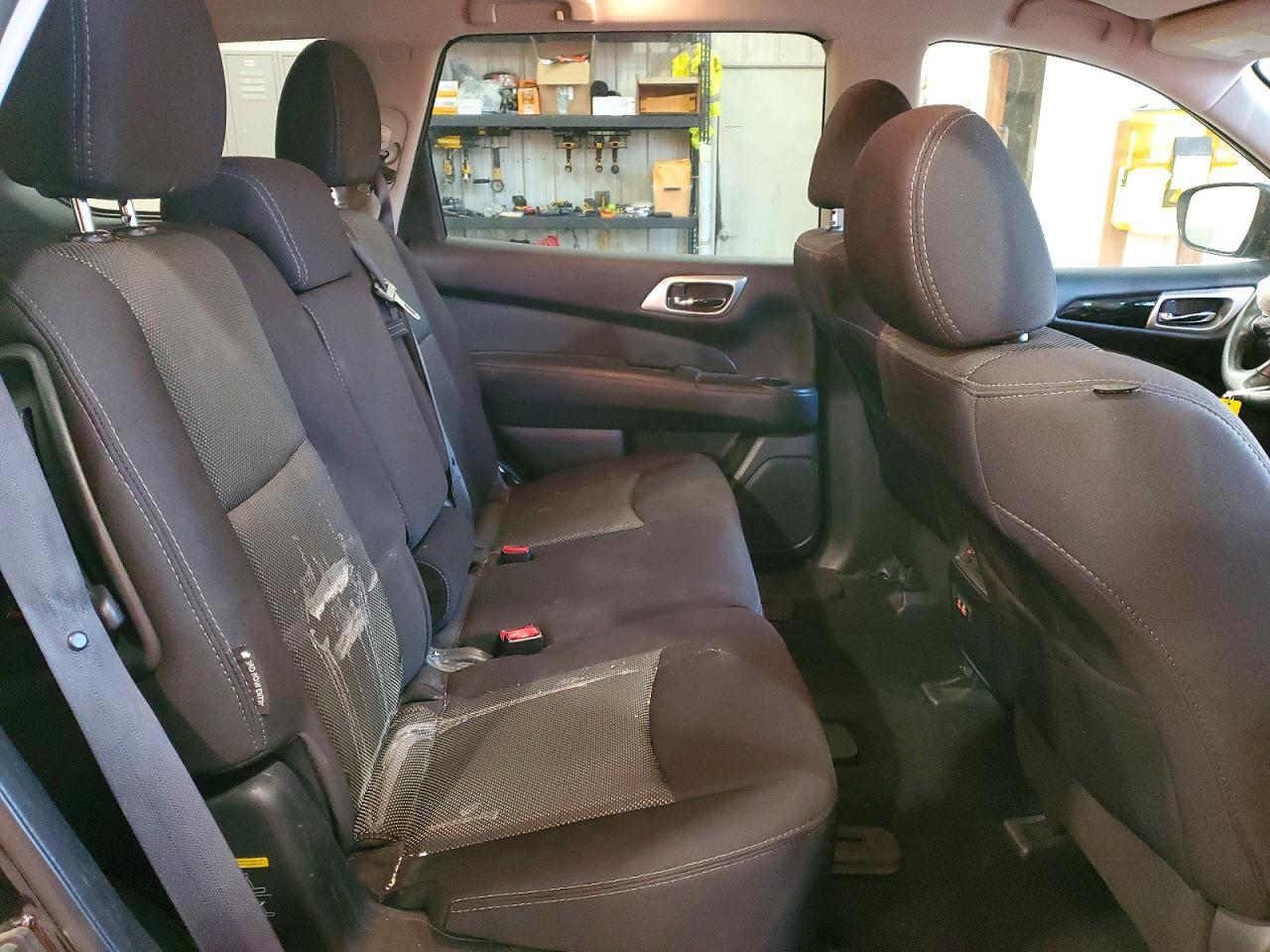 2020 NISSAN PATHFINDER SV photo 31