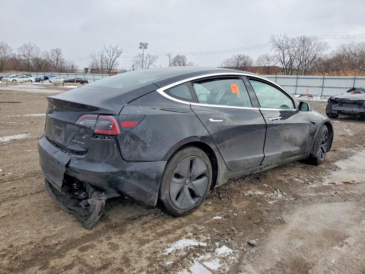 2018 TESLA MODEL 3 photo 5
