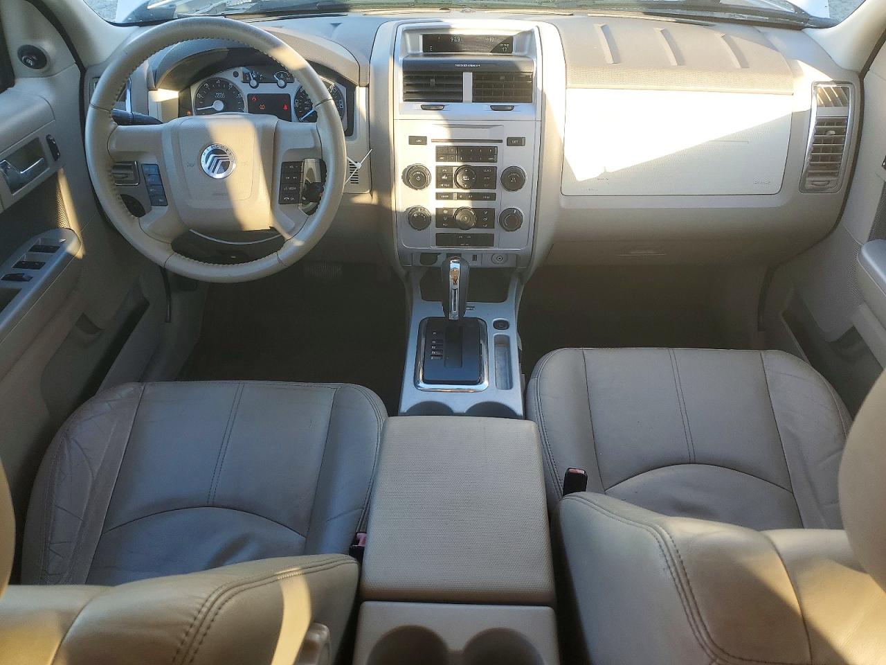 2010 MERCURY MARINER photo 8