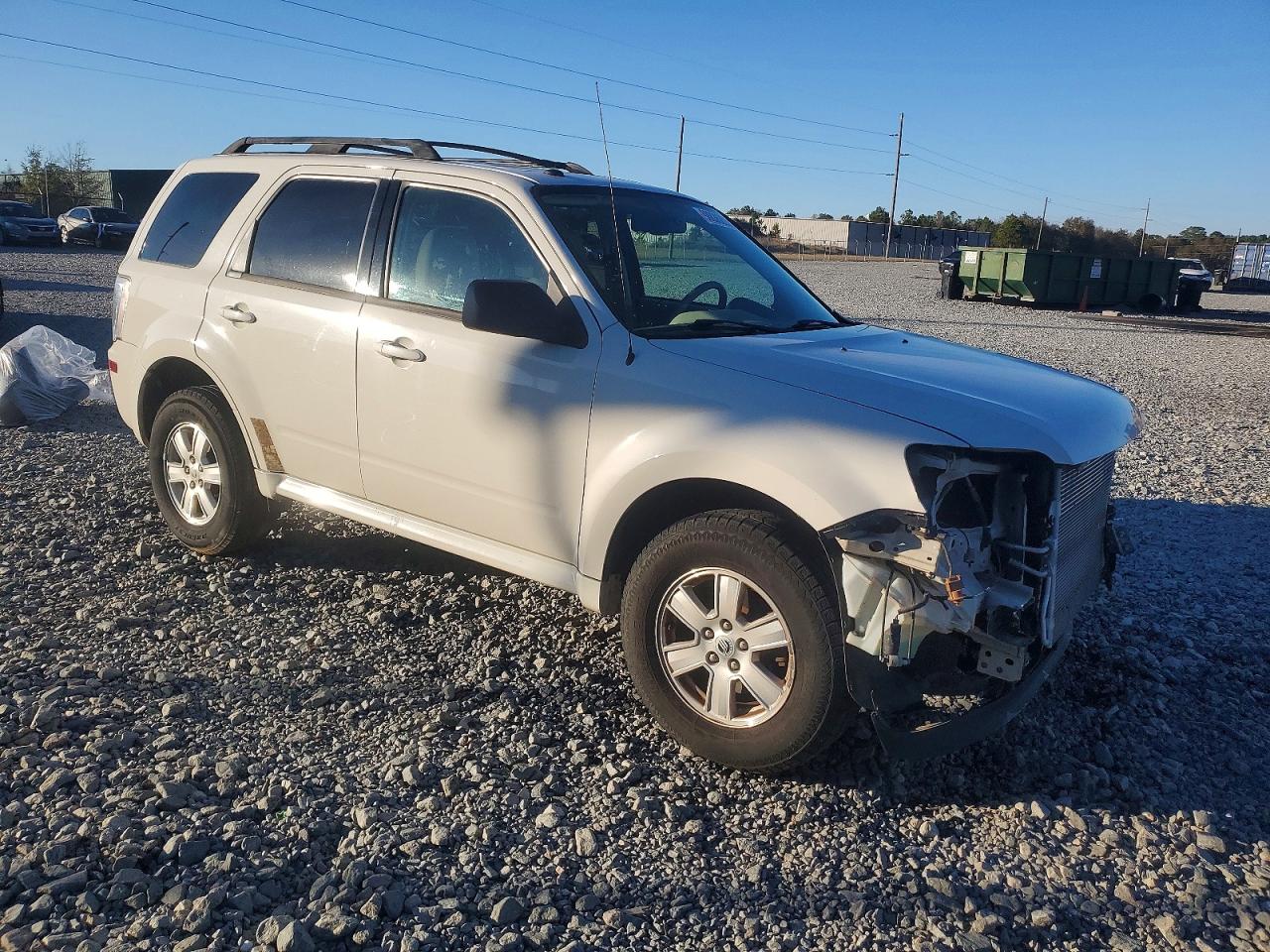 2010 MERCURY MARINER photo 4