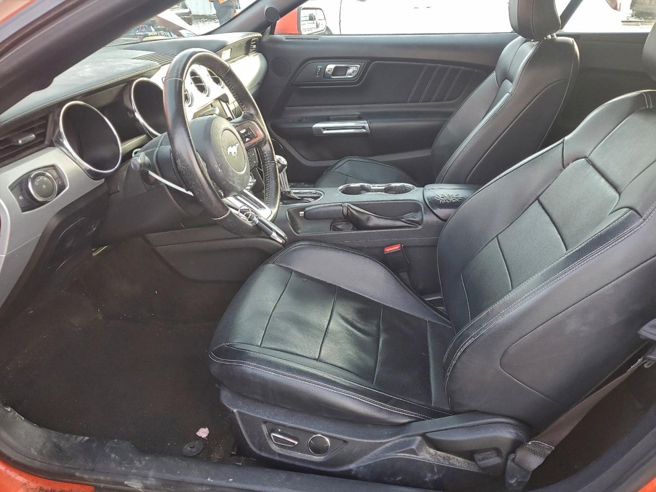 2015 FORD MUSTANG photo 7