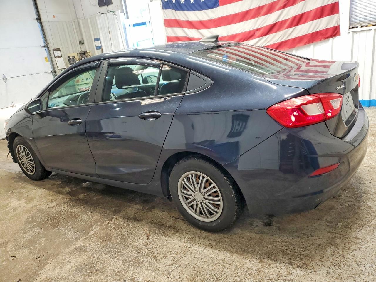 2016 CHEVROLET CRUZE LS photo 2