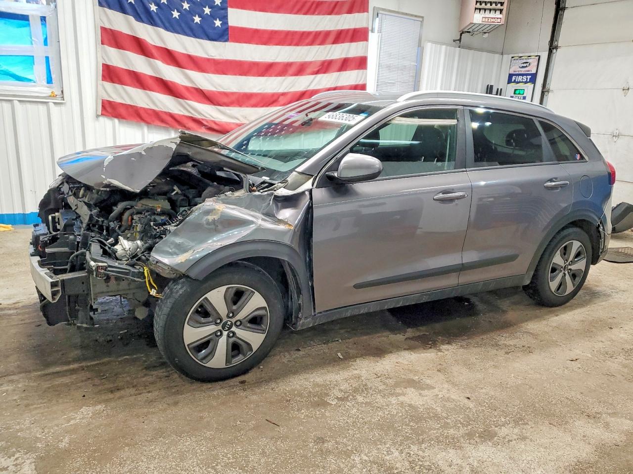 2017 KIA NIRO