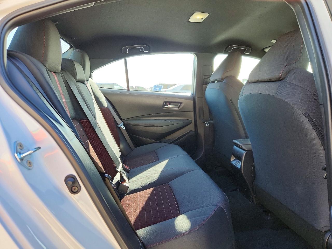 2023 TOYOTA COROLLA SE photo 10