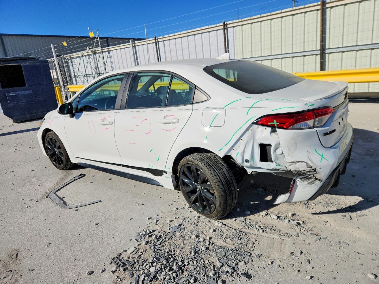 2023 TOYOTA COROLLA SE photo 2